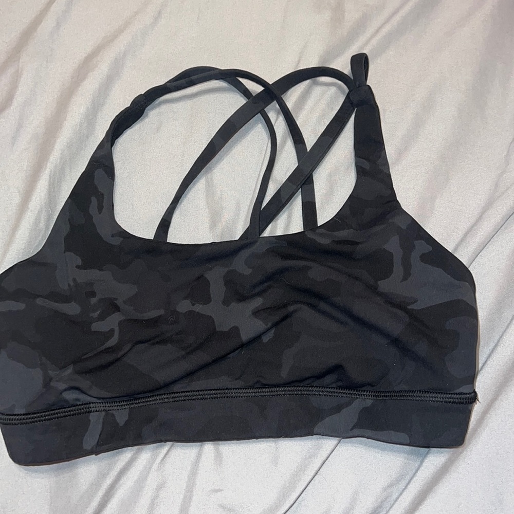 Lululemon sports bra